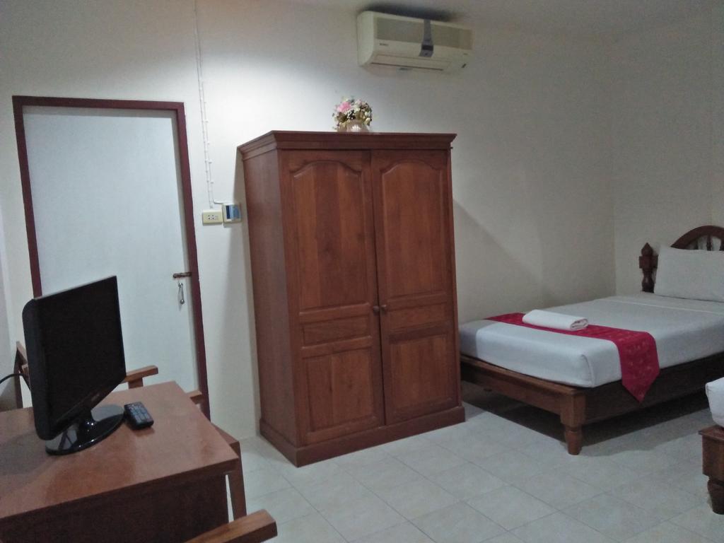 Saver Guesthouse Pantai Chaweng Luaran gambar