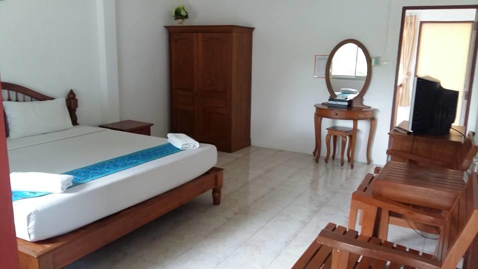 Saver Guesthouse Pantai Chaweng Luaran gambar